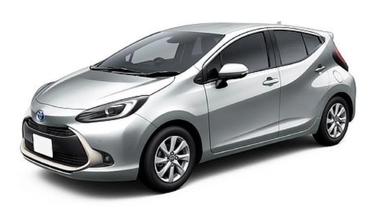 Toyota Aqua 2023年モデル ハイブリッド